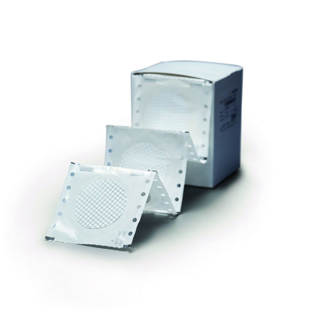 Membrane filters type 131, hydrophobic edged cellulose nitrate, with 3 mm edge Membrane filters type 131, hydrophobic edged cellulose nitrate, with 3 mm edge