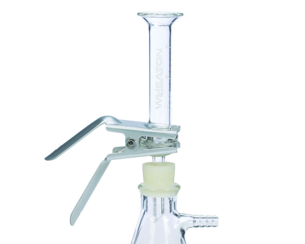 Filtering apparatus with fritted glass support, with anodized aluminum clamp and silicone stopper Filtering apparatus with fritted glass support, with anodized aluminum clamp and silicone stopper