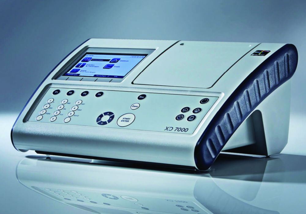 Spectrophotometers XD 7000 VIS and XD 7500 UV-VIS Spectrophotometers XD 7000 VIS and XD 7500 UV-VIS