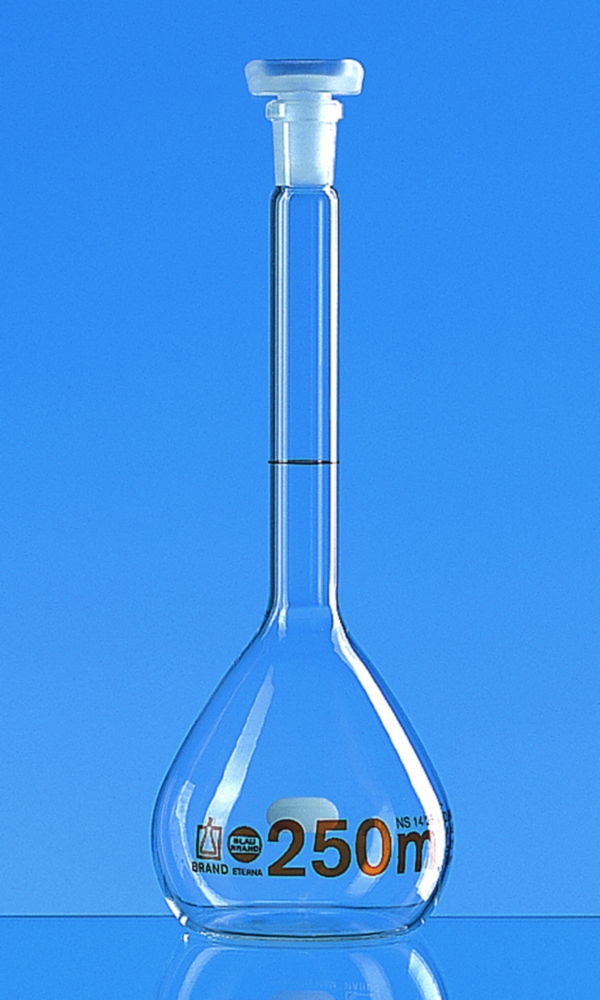 Volumetric flasks, boro 3.3, class A, amber graduations, with PP stoppers, incl. USP individual certificate
