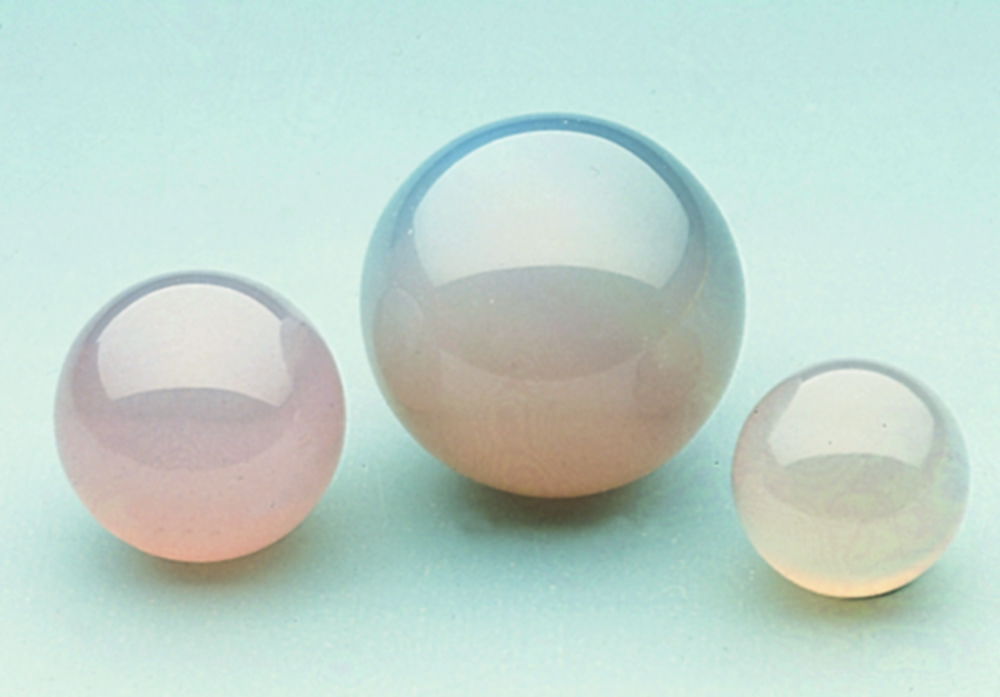 Agate grinding balls