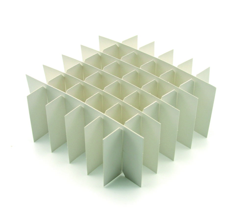 Partitions for cryogenic cardboard boxes Partitions for cryogenic cardboard boxes