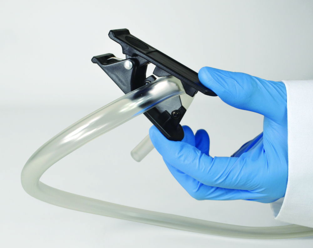 Plastic tubing cutter Plastic tubing cutter