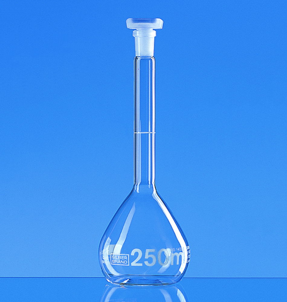 Volumetric flasks, borosilicate glass 3.3, Class B. Volumetric flasks, borosilicate glass 3.3, Class B.