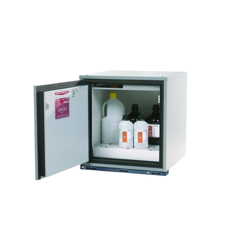 Underbench Cabinets with door