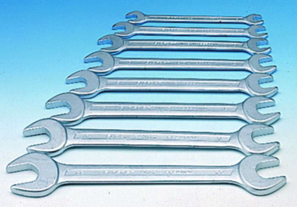 Double open-ended spanner set Double open-ended spanner set