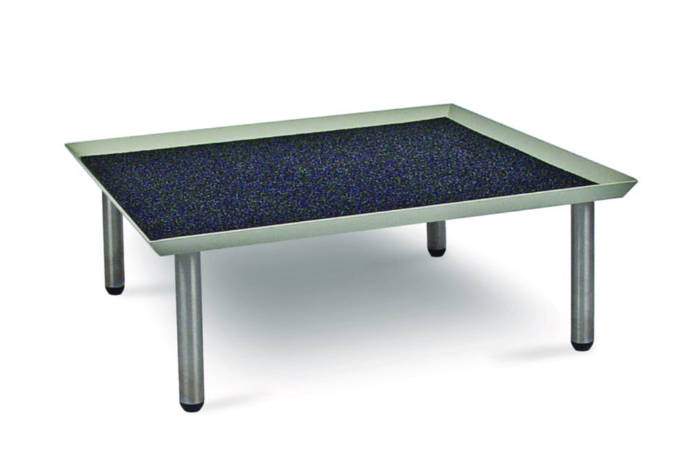 Stackable tray Stackable tray