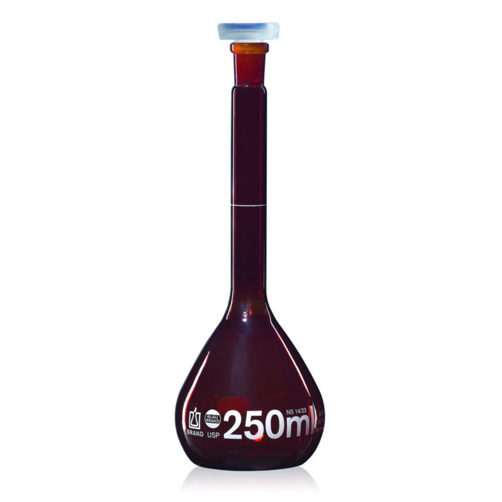 Volumetric flasks, boro 3.3, class A, amber, white graduation, with PP stopper, incl. USP batch certificate Volumetric flasks, boro 3.3, class A, amber, white graduation, with PP stopper, incl. USP batch certificate
