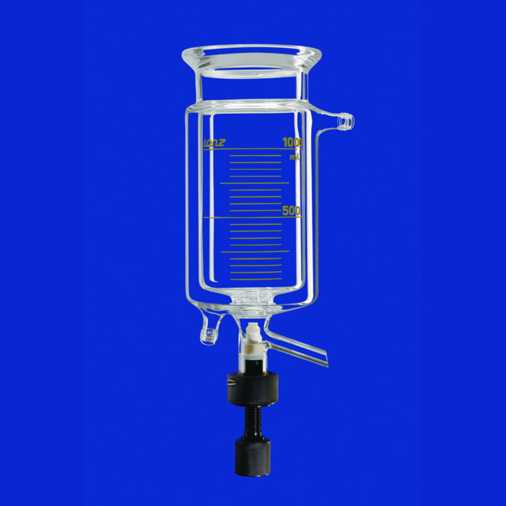 Reaction vessels, cylindrical, with thermostatic jacket and withdrawal valve Reaction vessels, cylindrical, with thermostatic jacket and withdrawal valve